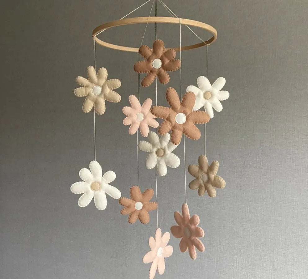 Neutral Daisy Felt Baby Mobile Flower Crib Mobile Baby Girl Cot Mobile